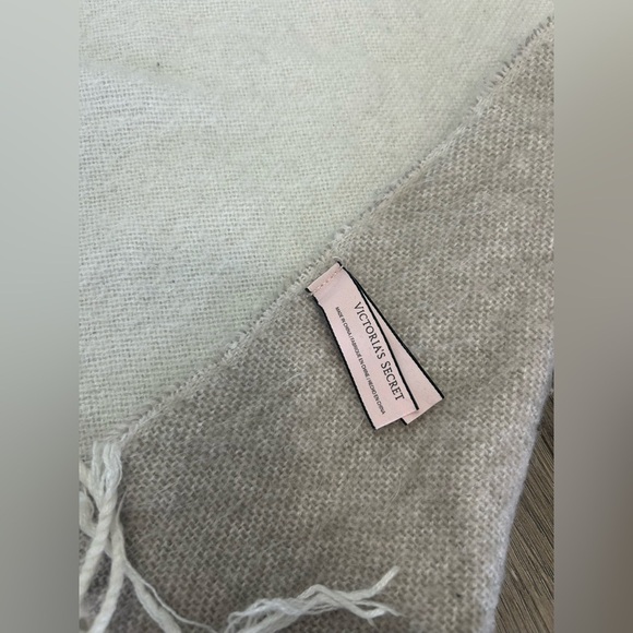 Victoria's Secret Pink and Gray Throw Blanket - Picture 3 of 4